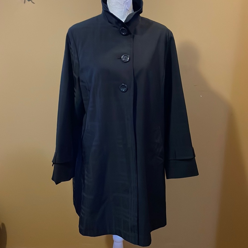 Black Women's Pea Coat - Classic Single-Breasted Style